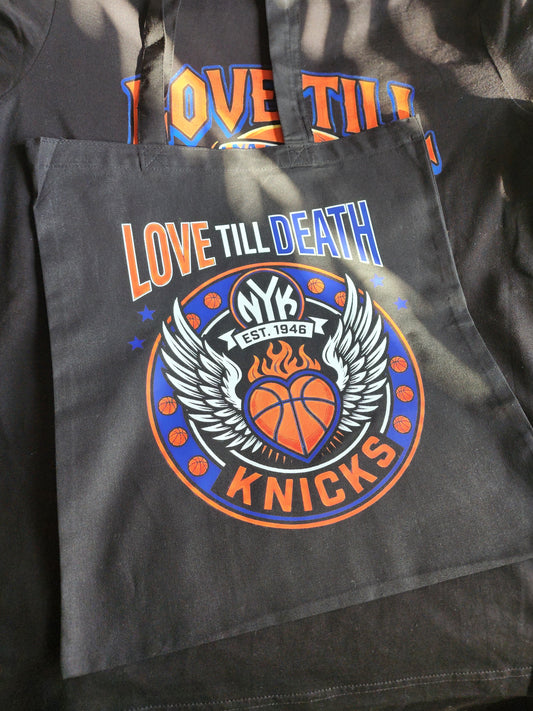 Knicks tote wings